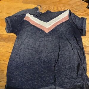 shirt sleeve with hood